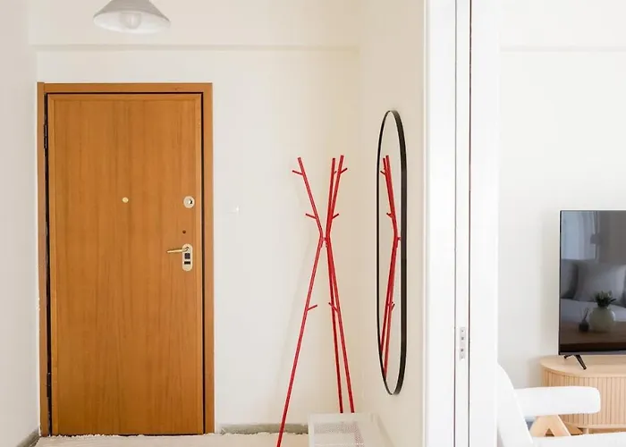 Cozy In Center Apartment