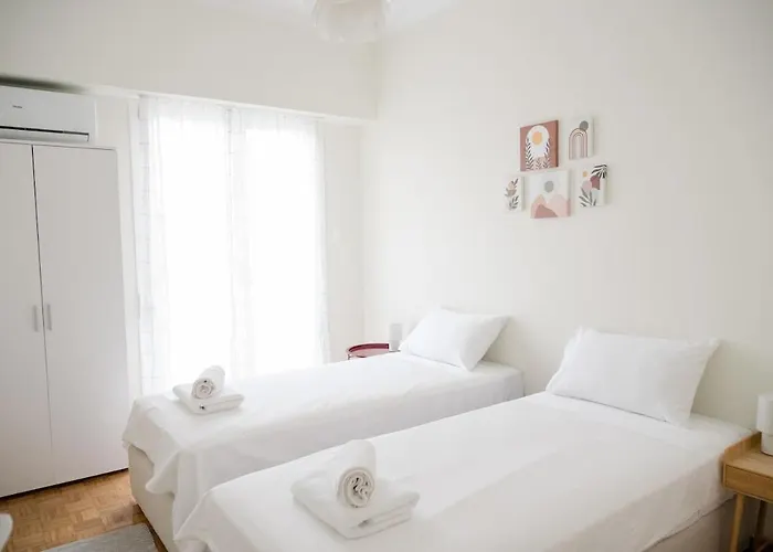 Apartment Cozy In Center Patras