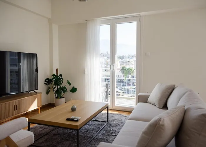 Cozy In Center * Патра